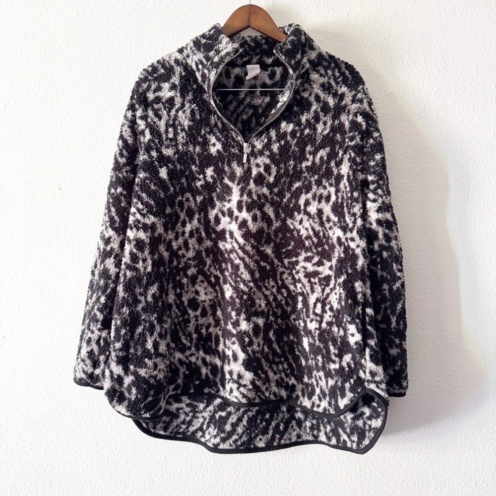 Cozy Sherpa Fleece Quarter Zip Pullover Animal Print Plus 14/16 Livi Streetwear - Picture 2 of 13
